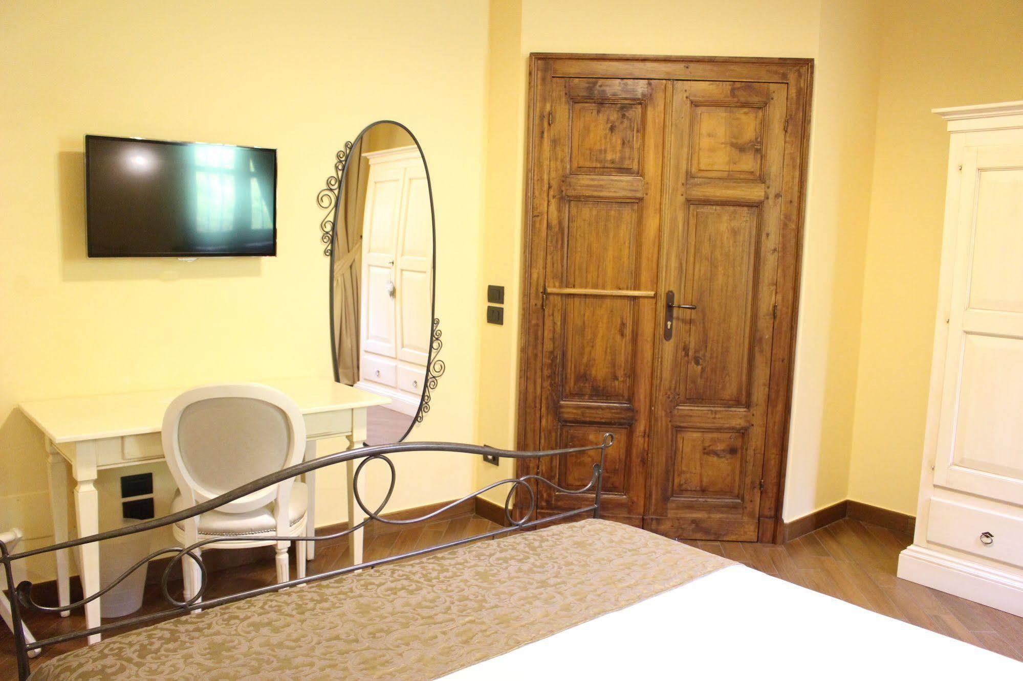 Dimora Cortese Castagnole delle Lanze Exterior foto